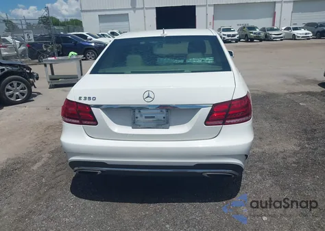 2014 Mercedes-Benz E 350 z USA, uszkodzony, nr VIN WDDHF5KB2EA901598